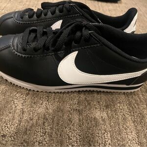 Nike Black and White Sneakers